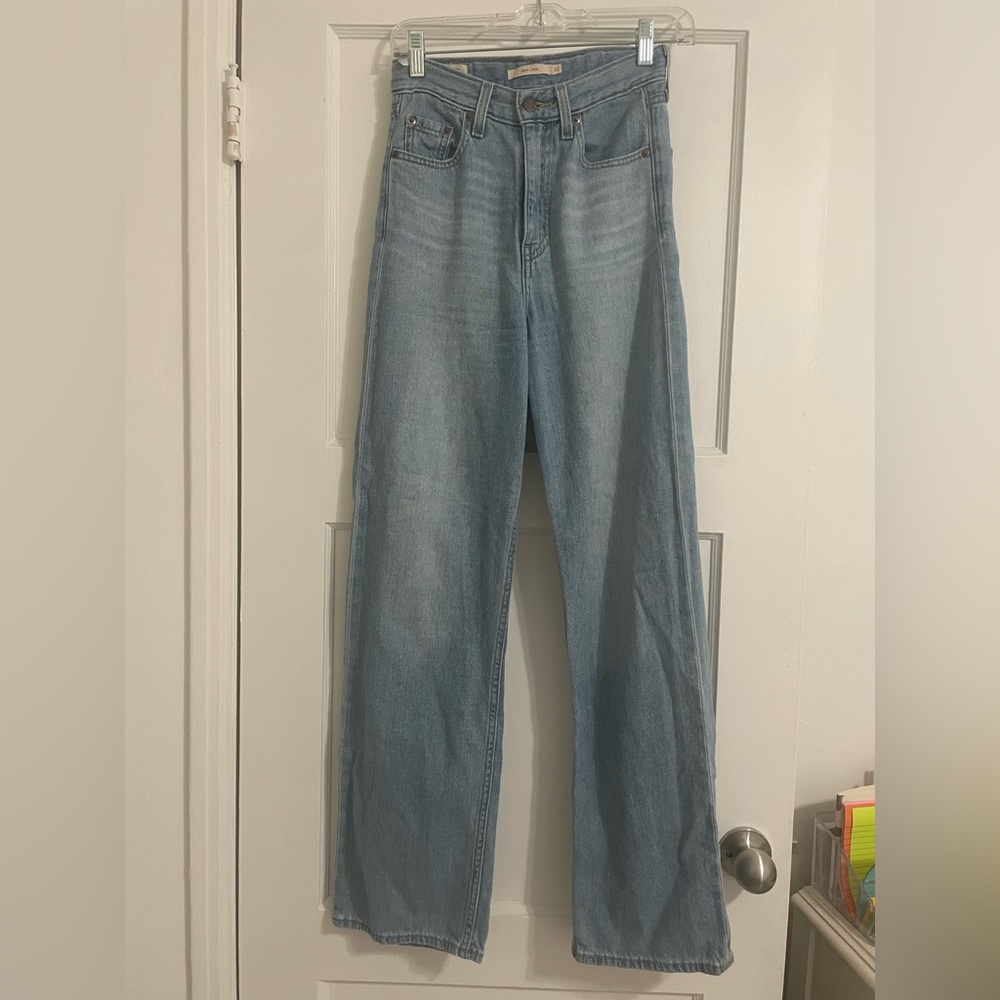 Levi’s high loose jeans